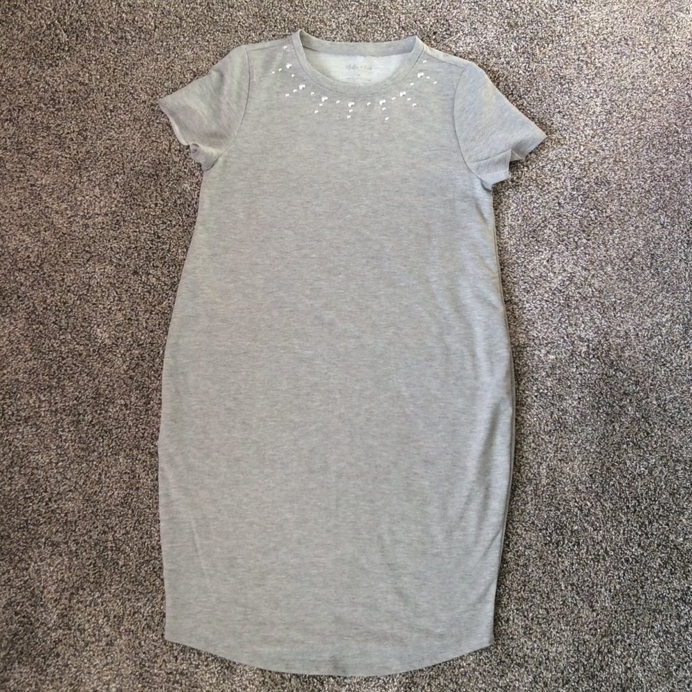 women grey maternity dress size M